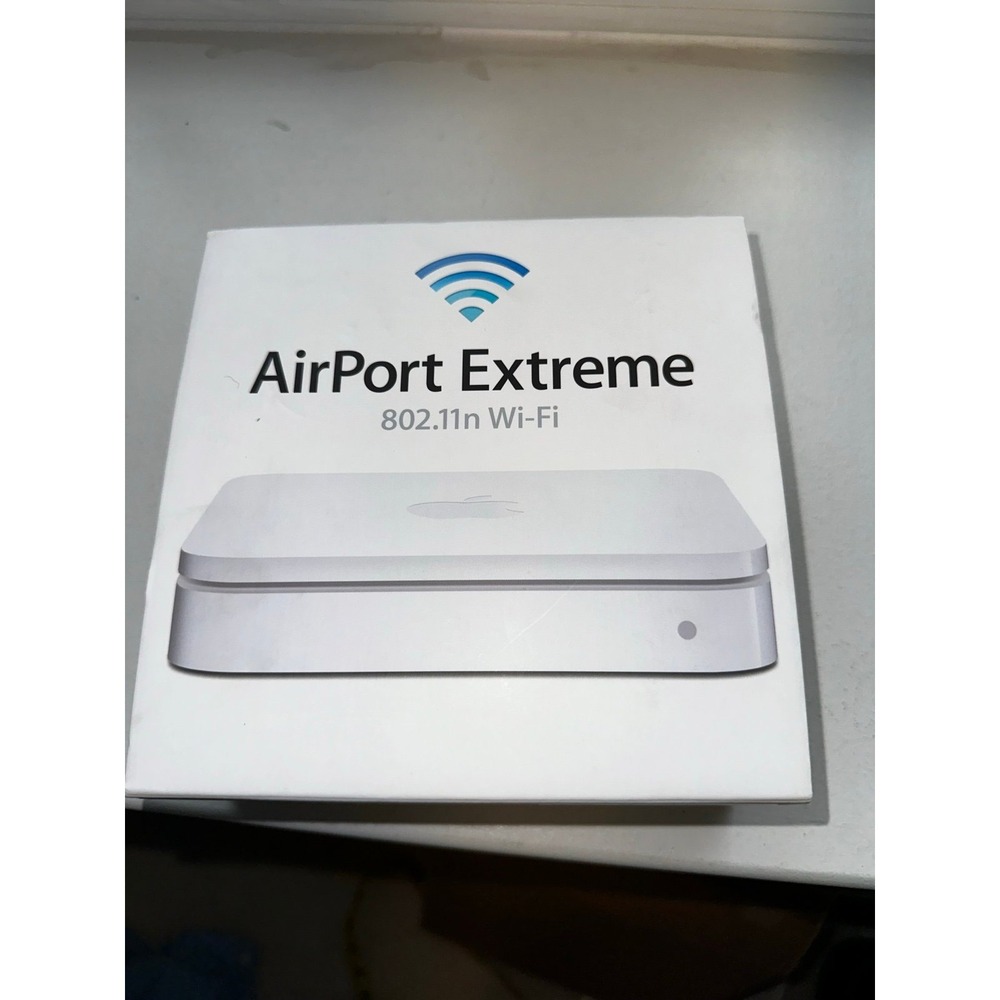 Apple AirPort Extreme in box